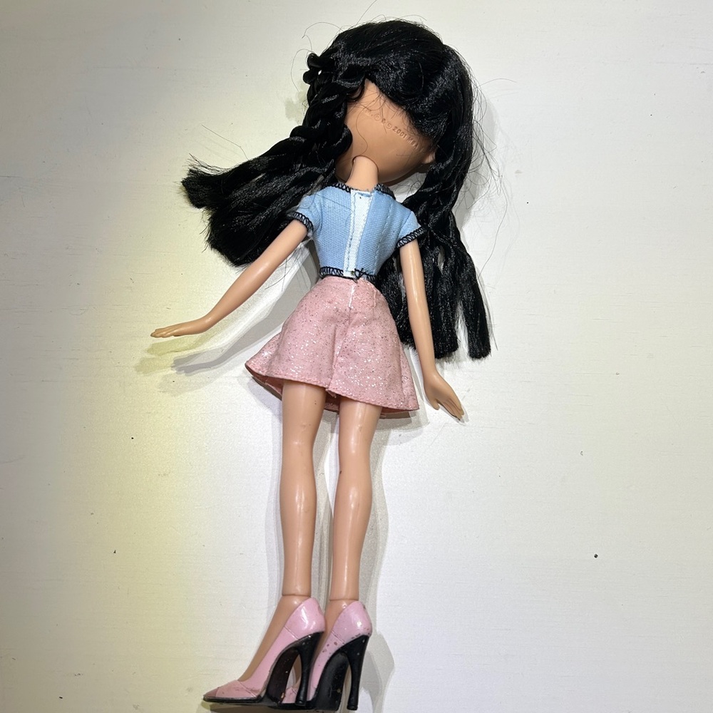 Vintage 2001 First Edition BRATZ Doll JADE - Picture 5 of 9
